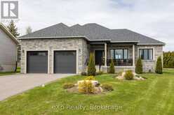 43 COUNTRY CRESCENT | Meaford Ontario | Slide Image One