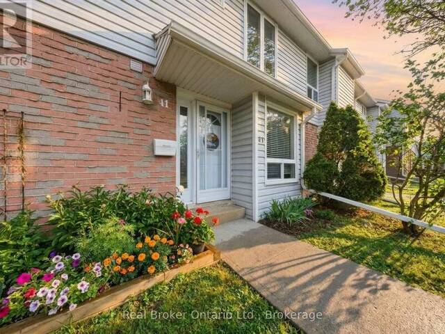 41 - 32 MOWAT BOULEVARD Kitchener Ontario, N2E 1X4 - 3 Bedrooms Condo For Sale