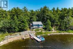 8326 IS 2210 GEORGIAN BAY | Honey Harbour Ontario | Slide Image Two