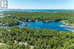 8326 IS 2210 GEORGIAN BAY | Honey Harbour Ontario | Slide Image Thirty-one