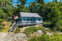 8326 IS 2210 GEORGIAN BAY | Honey Harbour Ontario | Slide Image Three