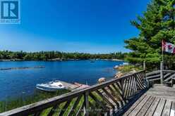 8326 IS 2210 GEORGIAN BAY | Honey Harbour Ontario | Slide Image Eight