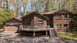 2253 TINY BEACHES ROAD S | Tiny Ontario | Slide Image Two