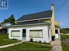 34 MCGIVERN STREET W Walkerton Ontario, N0G 2V0