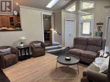 2 LESLIE DRIVE W | Bracebridge Ontario | Slide Image Thirty-nine