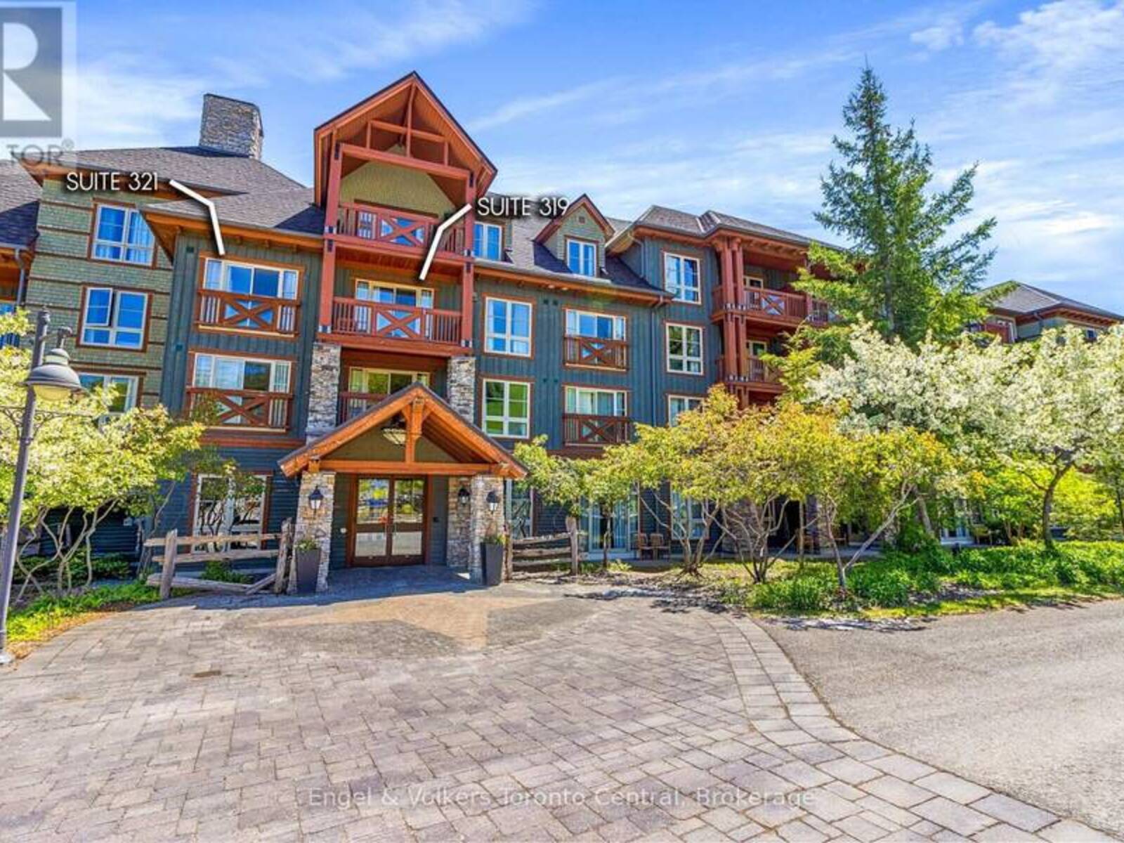 319 321 - 152 JOZO WEIDER BOULEVARD, The Blue Mountains, Ontario L9Y 0V2