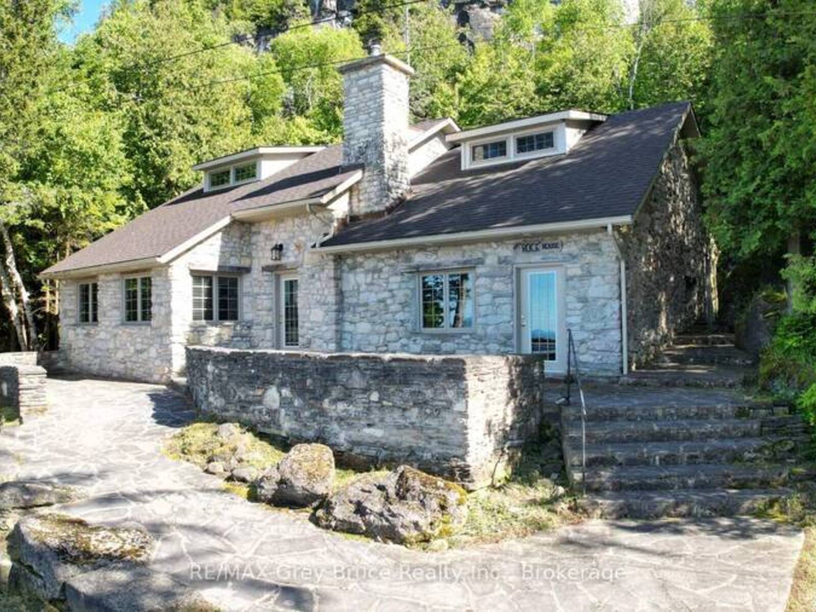 130 SOUTH SHORE ROAD, Lion's Head, Ontario N0H 1W0