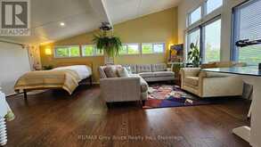 17 SHORELINE DRIVE | Miller Lake Ontario | Slide Image Fifteen
