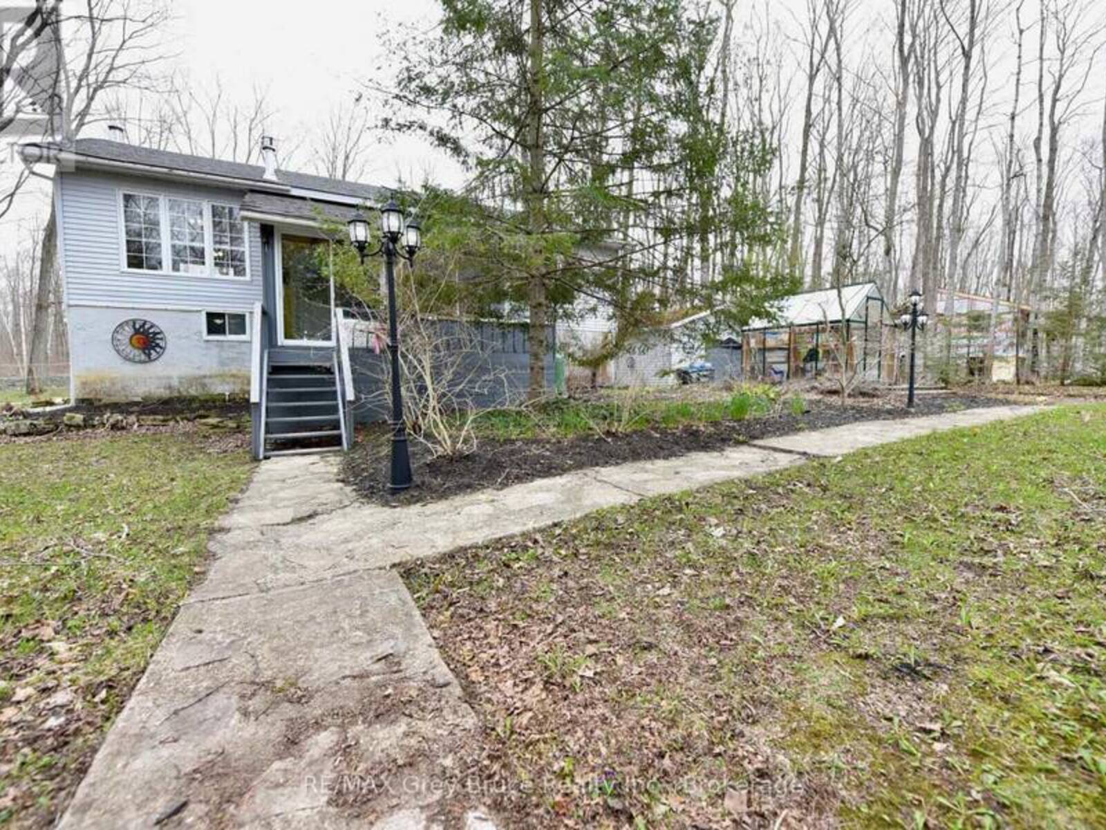 313 TAMMY'S COVE ROAD, Lion's Head, Ontario N0H 1W0