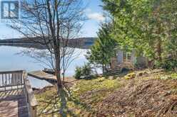 10835 RAVEN LAKE WEST SHORE TOWNSHIP | Lake of Bays Ontario | Slide Image Nineteen