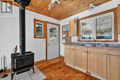 10835 RAVEN LAKE WEST SHORE TOWNSHIP | Lake of Bays Ontario | Slide Image Thirty-two
