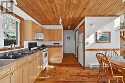 10835 RAVEN LAKE WEST SHORE TOWNSHIP | Lake of Bays Ontario | Slide Image Forty
