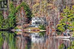 10835 RAVEN LAKE WEST SHORE TOWNSHIP | Lake of Bays Ontario | Slide Image Eight