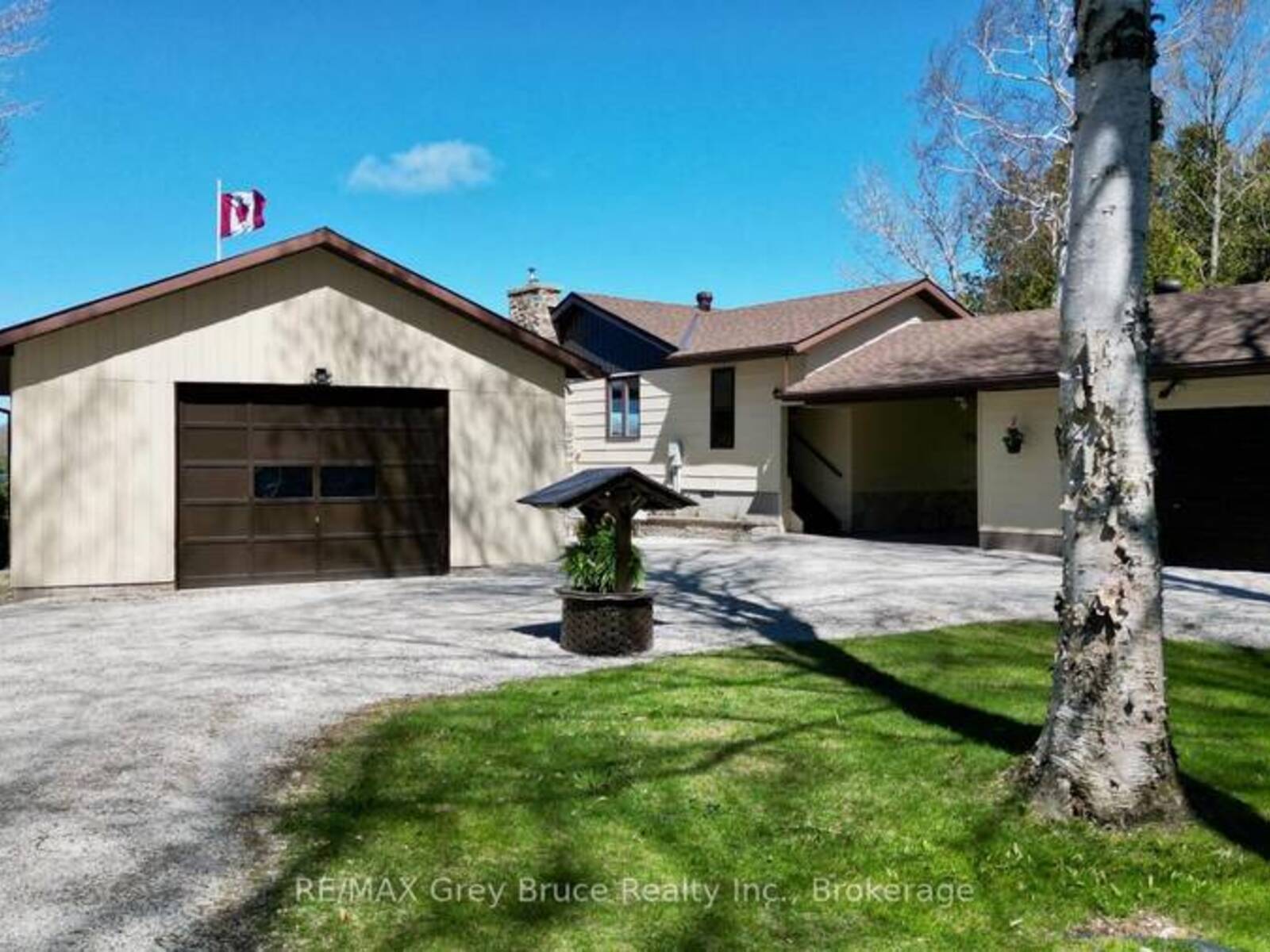 120 TAMMY'S COVE ROAD, Lion's Head, Ontario N0H 1W0
