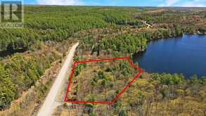 20871 HIGHWAY 35 | Haliburton Ontario | Slide Image Six