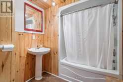2519 SOUTH HORN LAKE RD R.R.#3 ROAD | Magnetawan Ontario | Slide Image Twenty-five