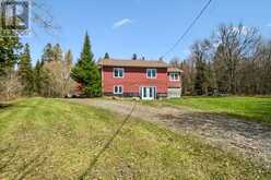 2519 SOUTH HORN LAKE RD R.R.#3 ROAD | Magnetawan Ontario | Slide Image Four
