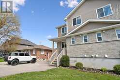 126 FORFAR STREET E | Fergus Ontario | Slide Image Three