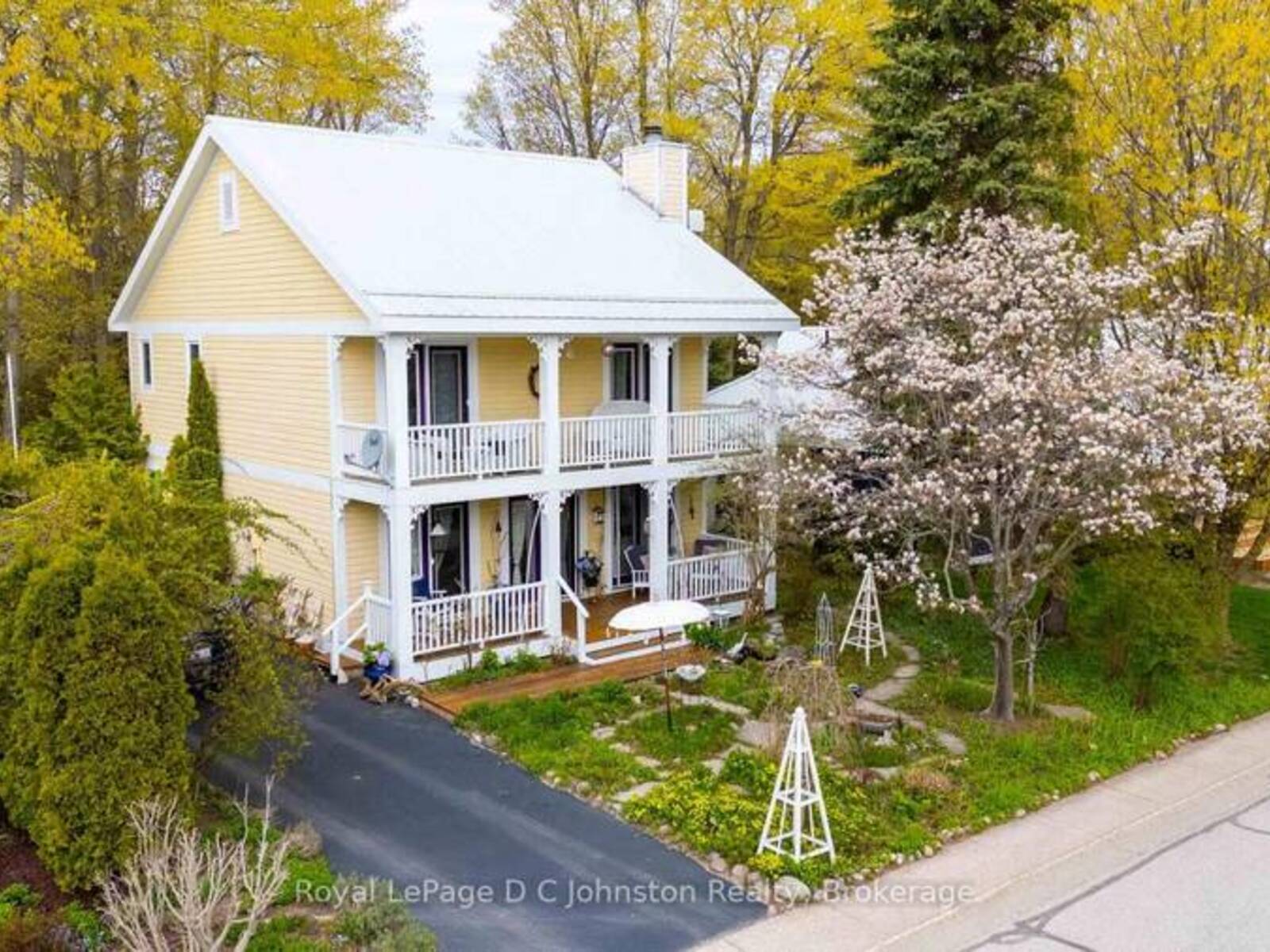 UNIT 123 - 383 MCNABB STREET, Southampton, Ontario N0H 2L0