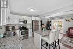 992 COOK DRIVE | Midland Ontario | Slide Image Five