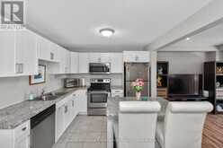 992 COOK DRIVE | Midland Ontario | Slide Image Eight