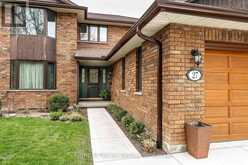 27 KAY STREET | Stratford Ontario | Slide Image Two