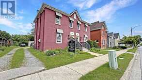 273-275 BRANT AVENUE | Brantford Ontario | Slide Image Thirty-two
