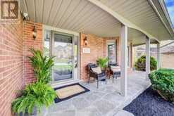 15 JOANN CRESCENT | Elora Ontario | Slide Image Two