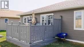 94 LAKE BREEZE DRIVE | Goderich Ontario | Slide Image Forty-four