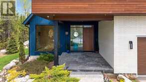 110 PHEASANT RUN | Thornbury Ontario | Slide Image Two