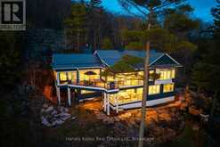800 BIG ISLAND | Huntsville Ontario | Slide Image Thirteen