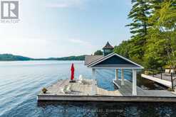 800 BIG ISLAND | Huntsville Ontario | Slide Image Forty-six