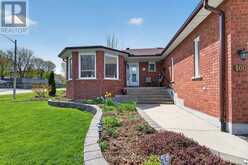 100 PEEL STREET | Penetanguishene Ontario | Slide Image Two