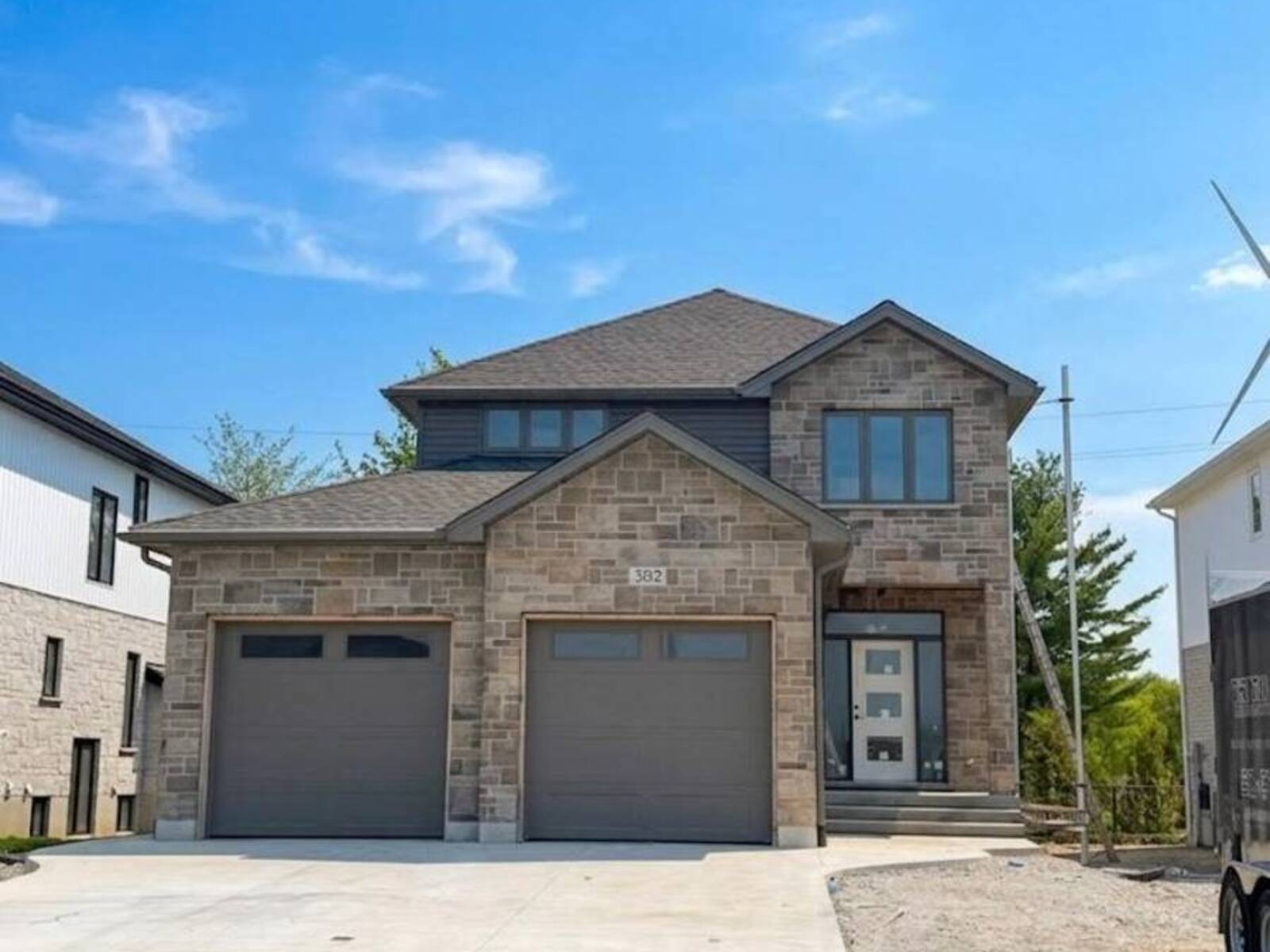 382 FRANCES STREET, Port Elgin, Ontario N0H 2C3