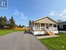 210 SPRUCE DRIVE | Hanover Ontario | Slide Image Thirty