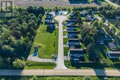 210 SPRUCE DRIVE | Hanover Ontario | Slide Image Three