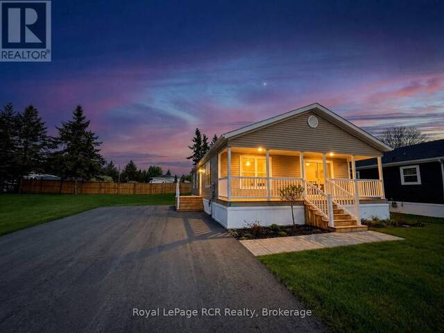 210 SPRUCE DRIVE Hanover Ontario, N4N 3B8 - 2 Bedrooms Home For Sale