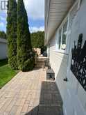 8 KENTUCKY AVENUE | Wasaga Beach Ontario | Slide Image Three