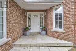 5 MCCUTCHEON COURT | Barrie Ontario | Slide Image Nine