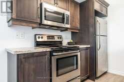 4 - 148 BORDEN STREET | Stratford Ontario | Slide Image Thirteen