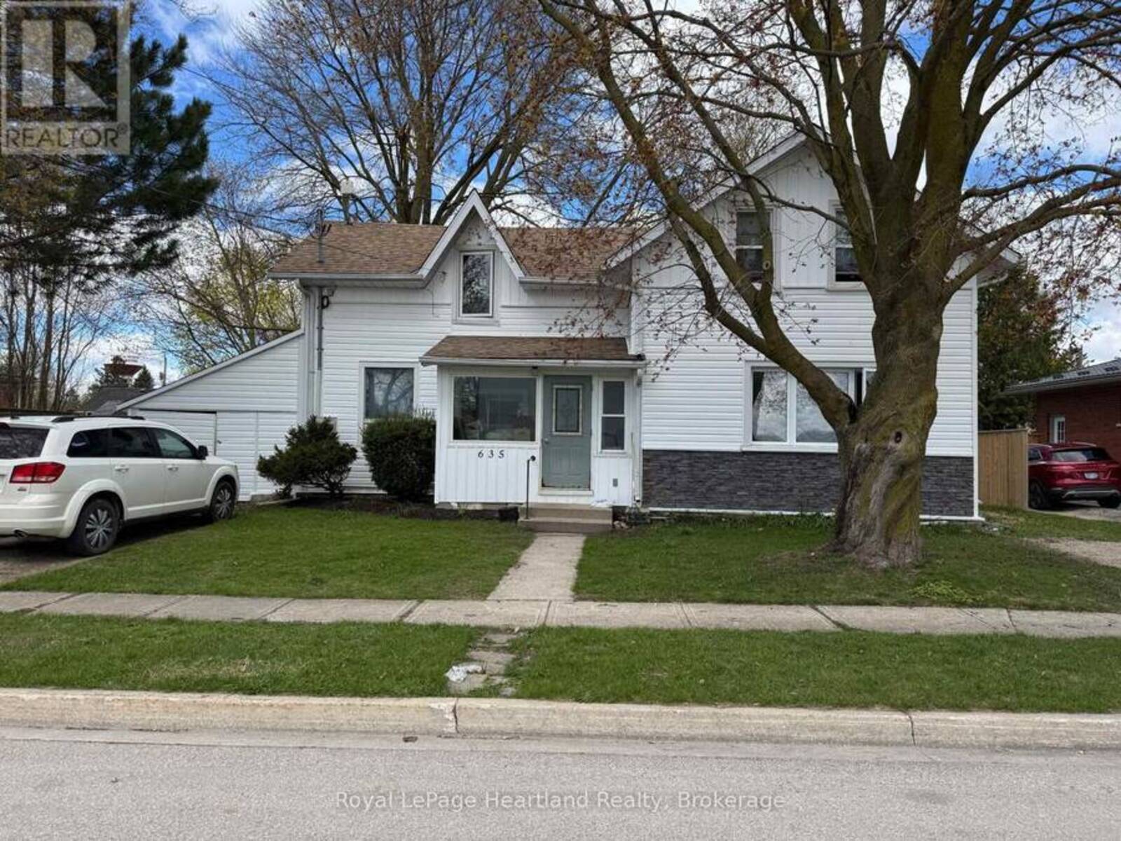 635 YONGE STREET, Minto, Ontario N0G 2P0