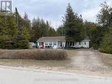 1371 2ND AVENUE | Southampton Ontario | Slide Image One