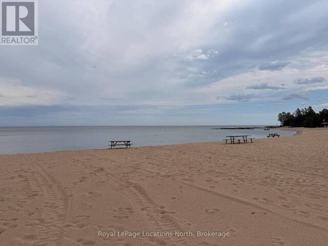 105 WOODLAND PARK ROAD The Blue Mountains Ontario, N0H 1J0 - 3 Bedrooms Home For Sale