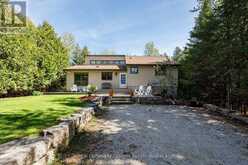 105 WOODLAND PARK ROAD | The Blue Mountains Ontario | Slide Image Four