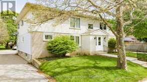 194 BENNETT STREET W | Goderich Ontario | Slide Image Three