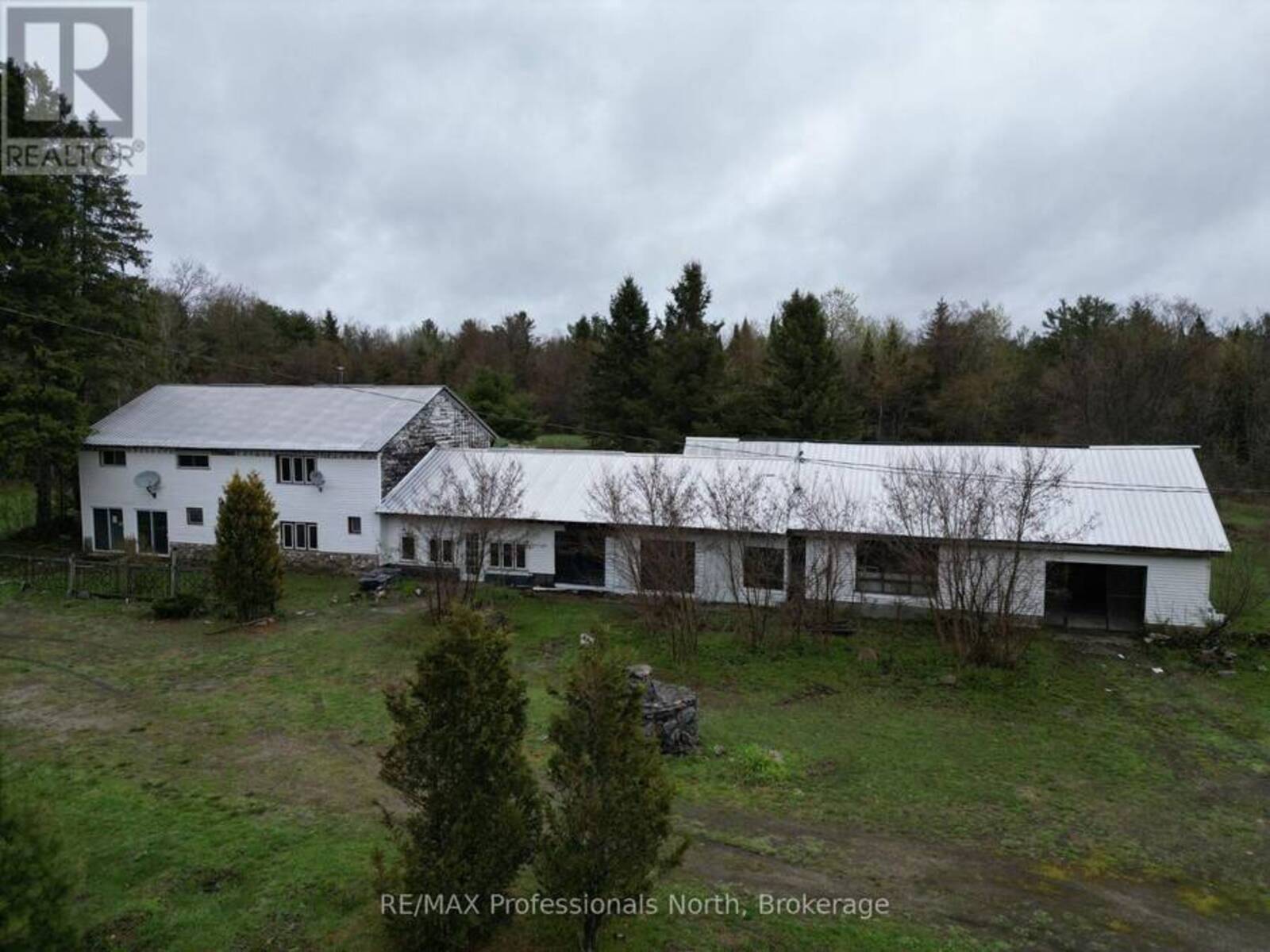 3044 GELERT ROAD, Minden Hills, Ontario K0M 2K0