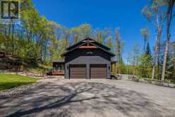 29 NATURES WAY | Huntsville Ontario | Slide Image Three