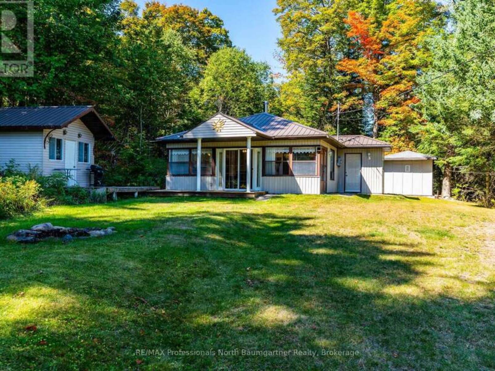 1566 WEST SETTLEMENT ROAD, Haliburton, Ontario K0M 1S0