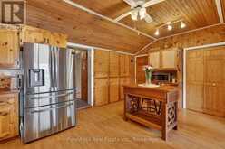3611 LIVINGSTONE LAKE ROAD | Lake of Bays Ontario | Slide Image Twelve