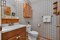 3611 LIVINGSTONE LAKE ROAD | Lake of Bays Ontario | Slide Image Twenty-two